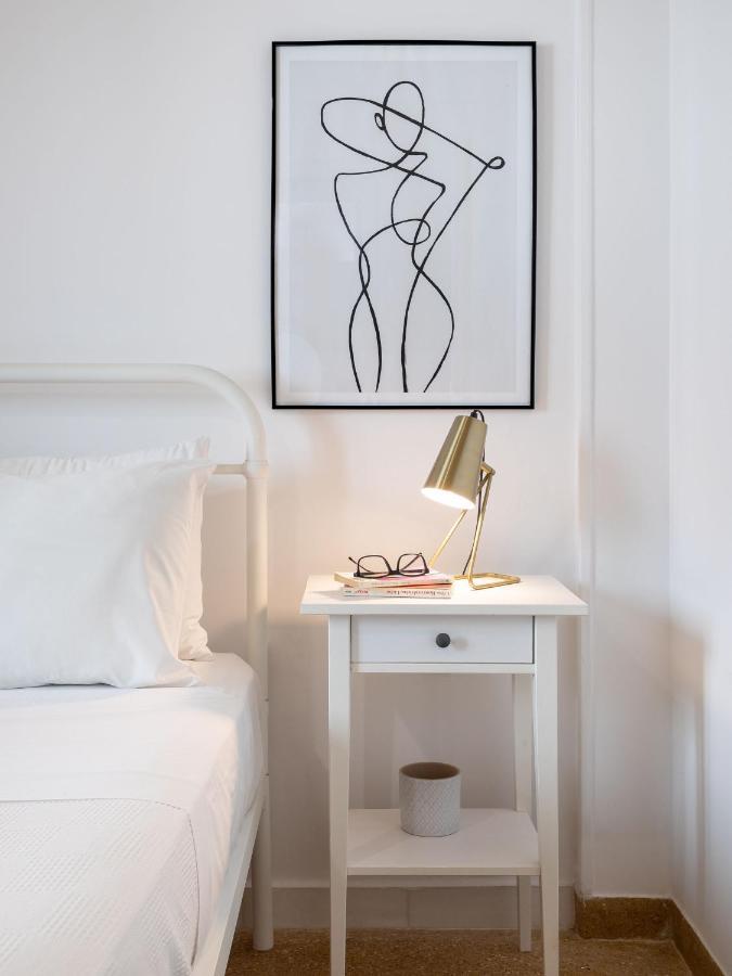 Breeze One Bedroom Apartment By Blupine Афины Экстерьер фото